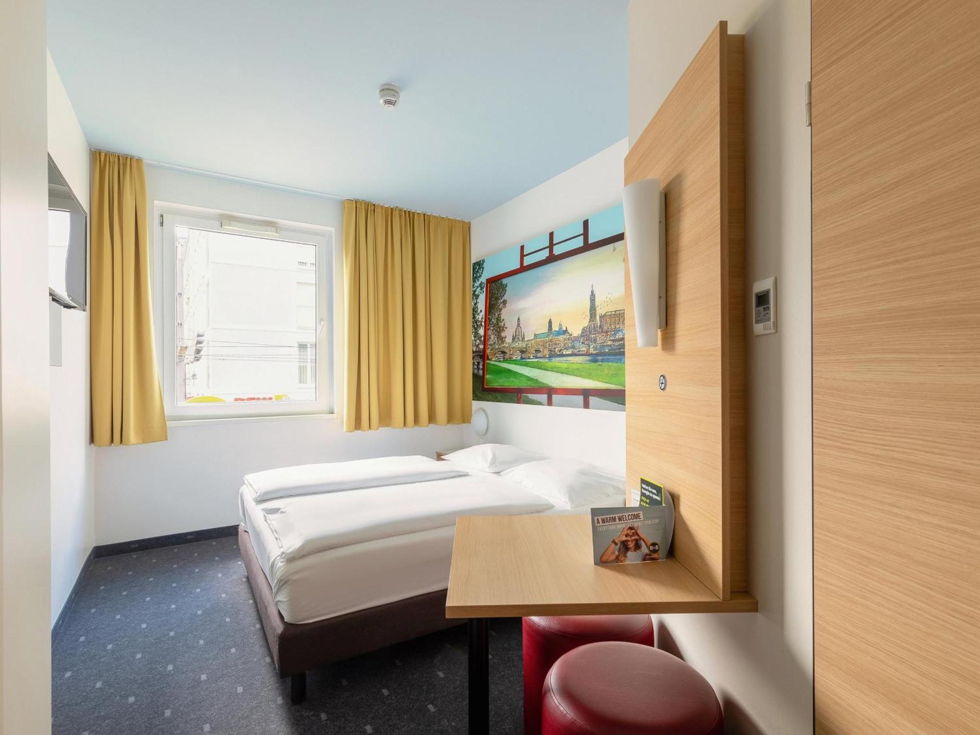 Hotel Dresden-messe 3*